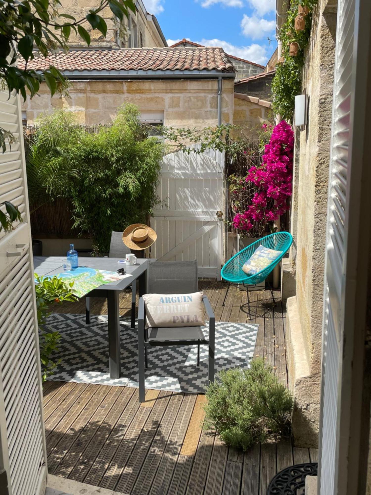 Apartamento Le Nid Cosy Burdeos Exterior foto